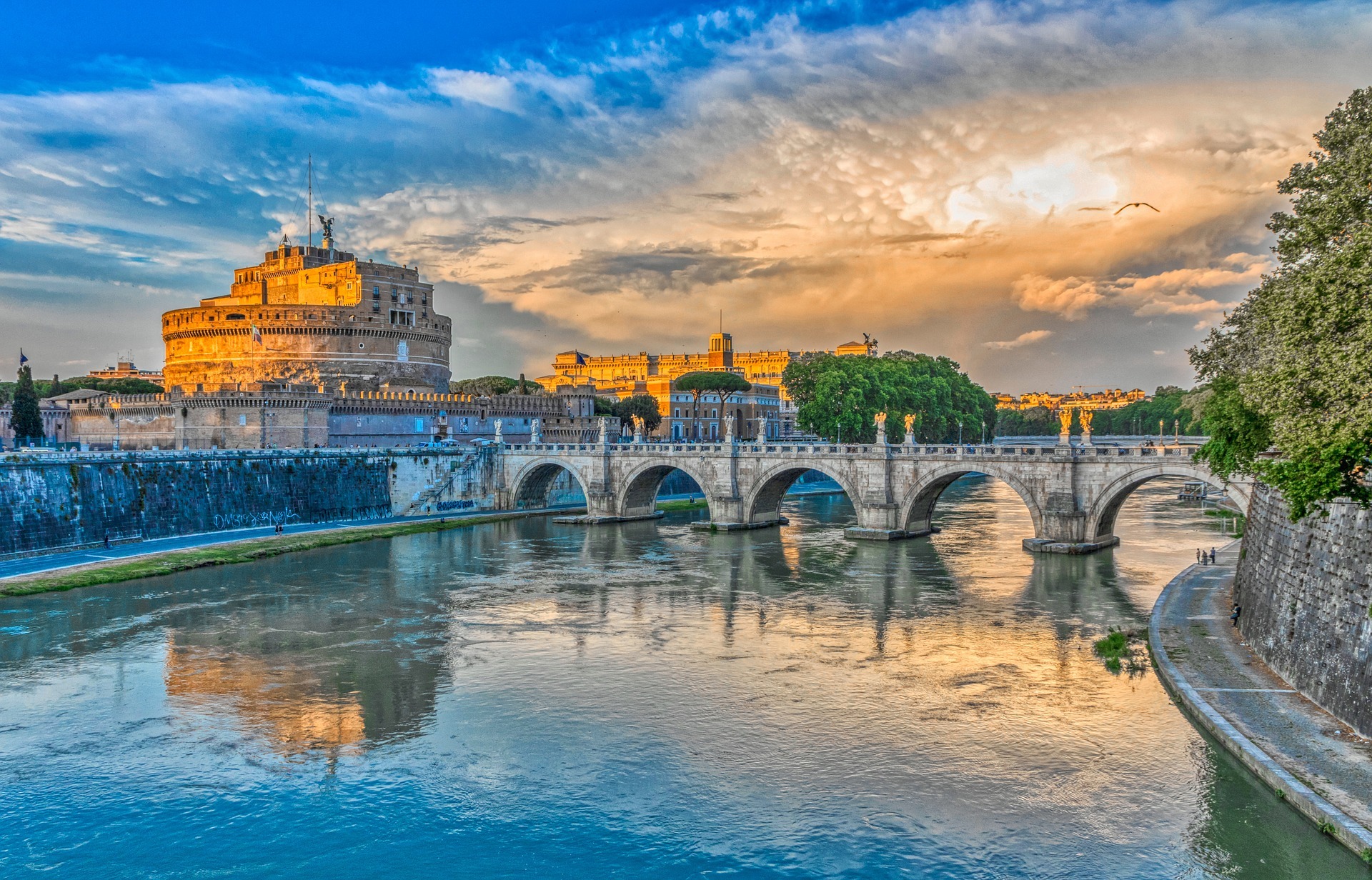 rome-3800912_1920