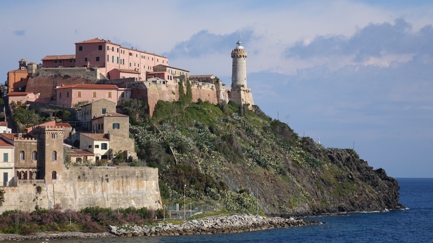 portoferraio-4184335_1280 (2)