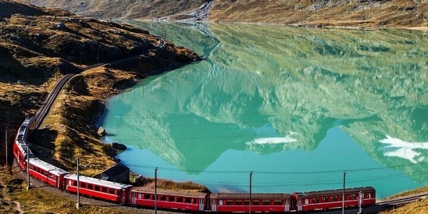 LAC DE CONSTANCE &amp; LE BERNINA EXPRESS