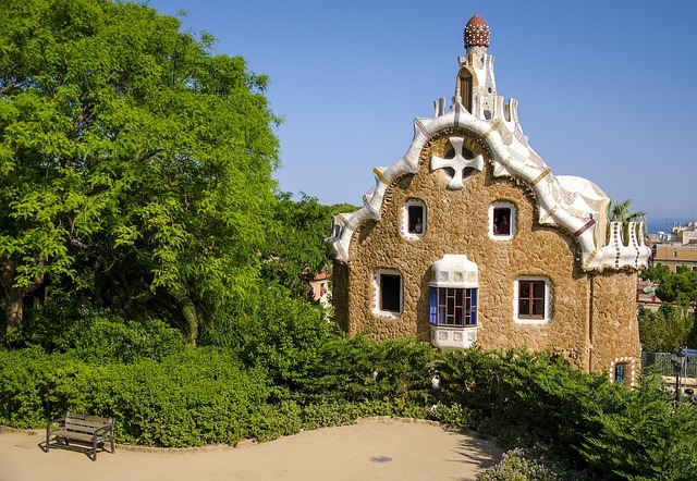 guell-park-1906857_640