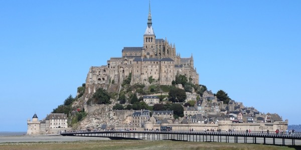 M&#201;MOIRES &amp; MERVEILLES AUTOUR DU MONT-SAINT-MICHEL